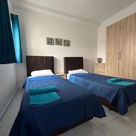 Park Lane Experience * Gzira